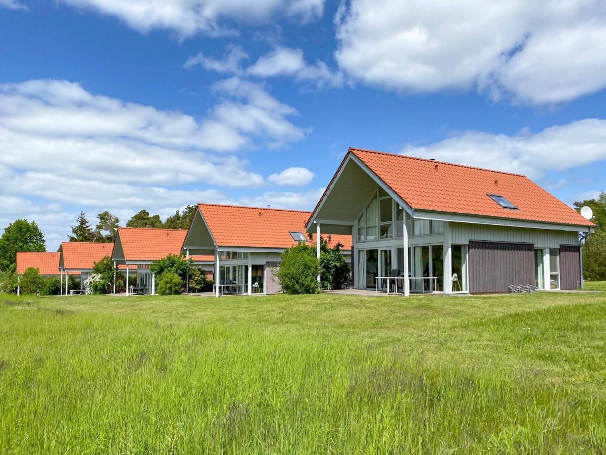 Ferienhaus Wiesengefluester W10 - Mit Sauna, Kamin Und Garten Röbel Kültér fotó