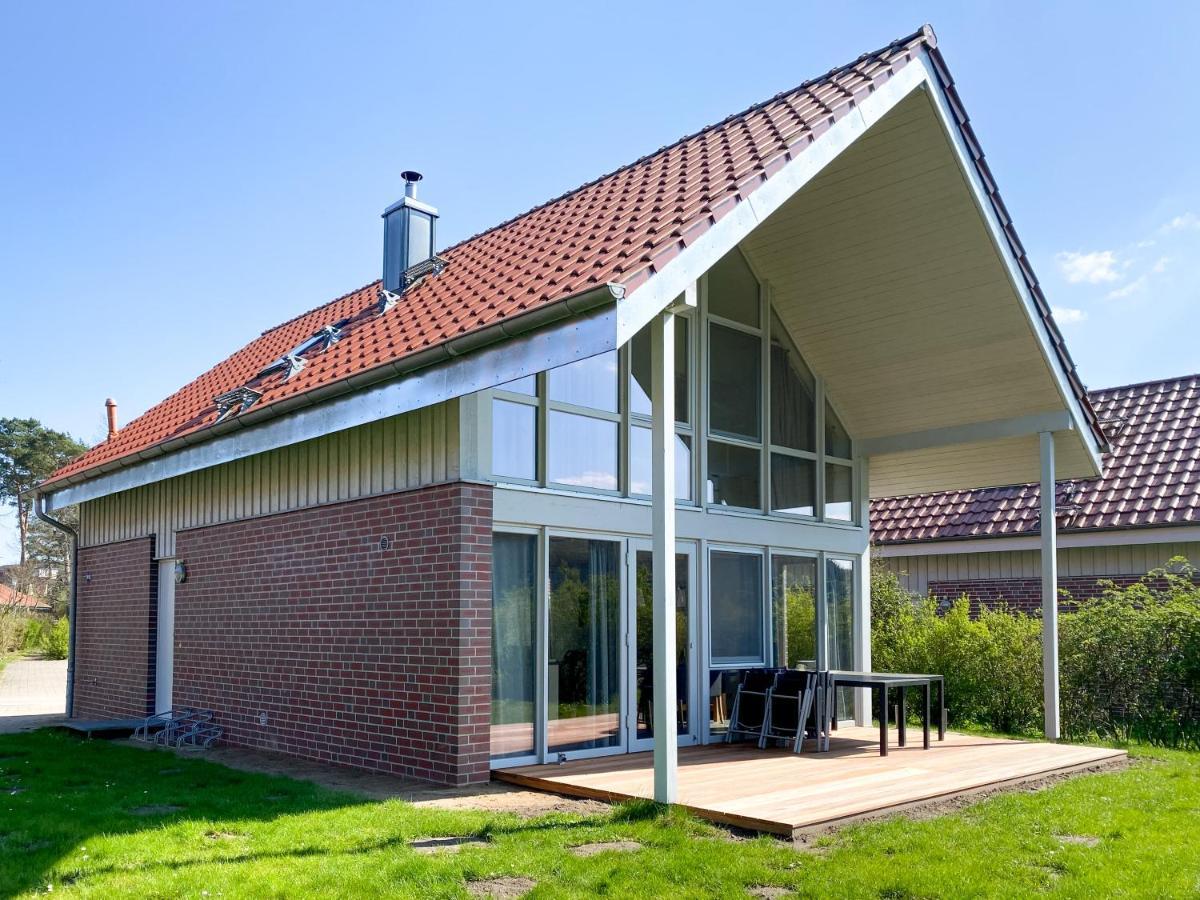 Ferienhaus Wiesengefluester W10 - Mit Sauna, Kamin Und Garten Röbel Kültér fotó