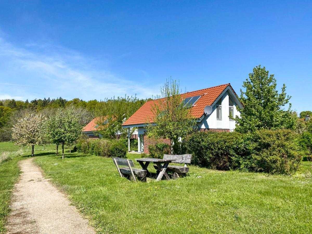 Ferienhaus Wiesengefluester W10 - Mit Sauna, Kamin Und Garten Röbel Kültér fotó